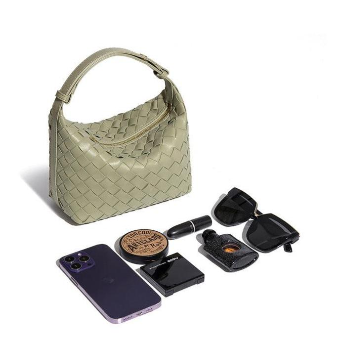Baguette Woven Ariel Bag