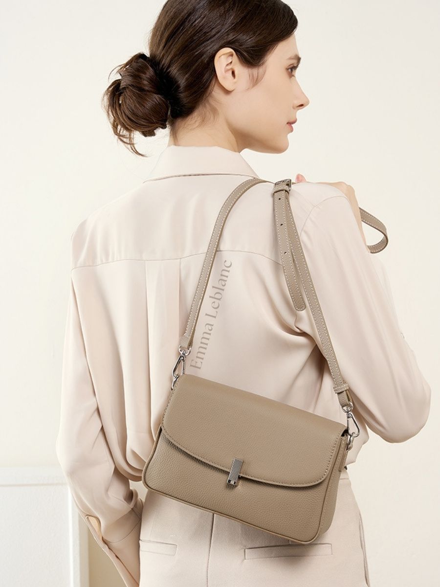 Crossbody Classic Small Genuine Leather Oslo Bag