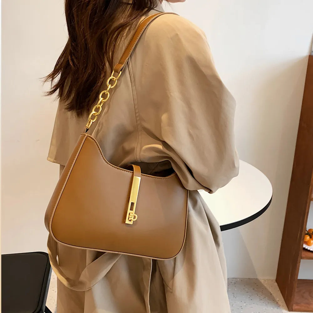 Shoulder Baguette Marta Bag