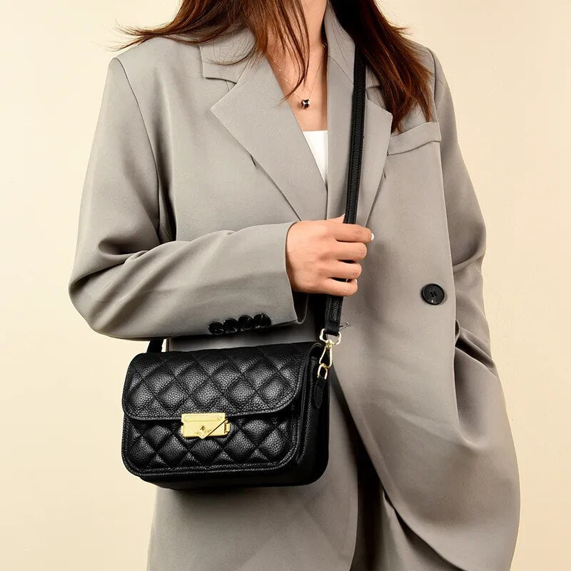 Box Quilted Luxury Small Genuine Leather Atena Bag