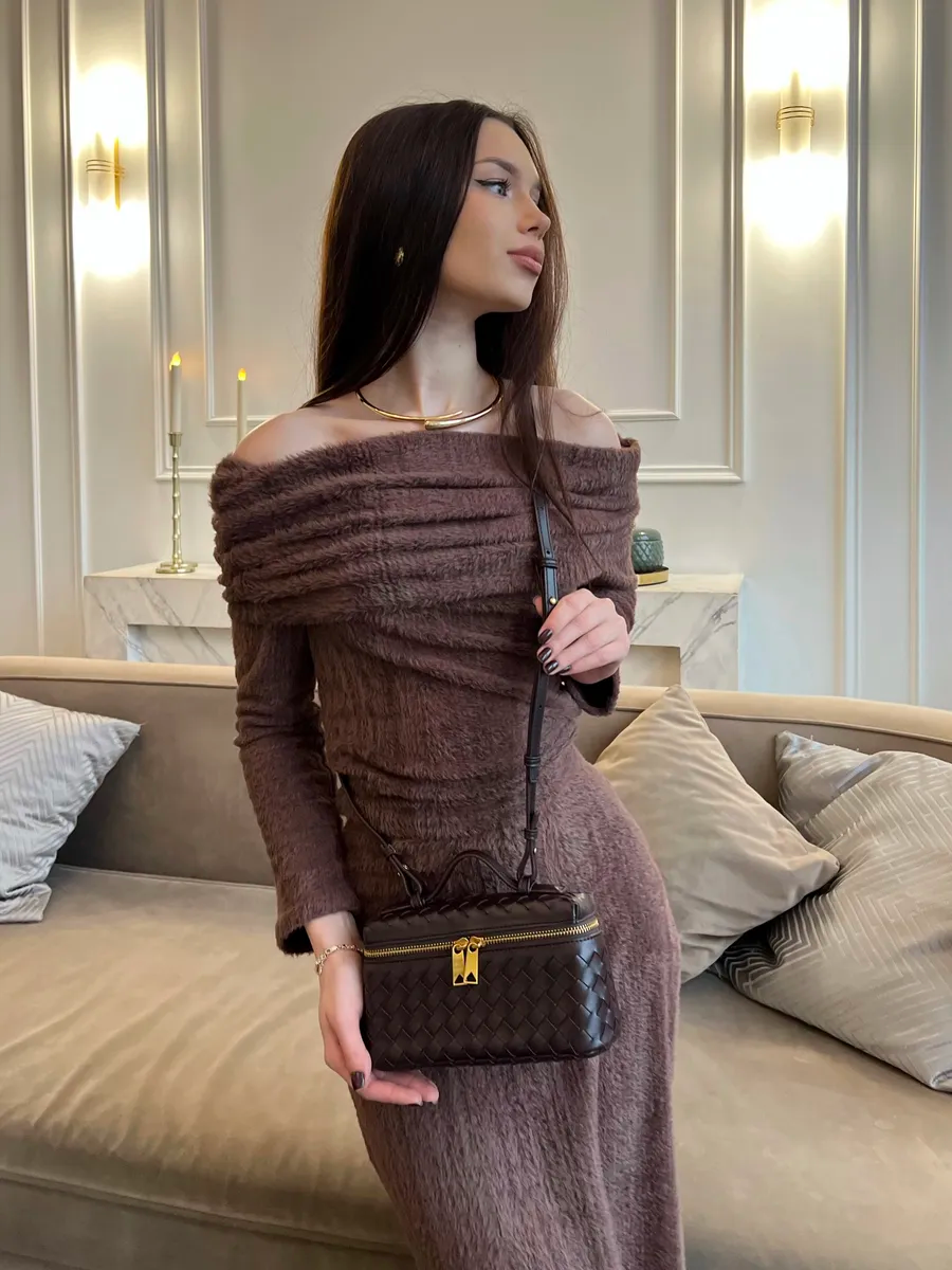 Small Woven Manila Bag
